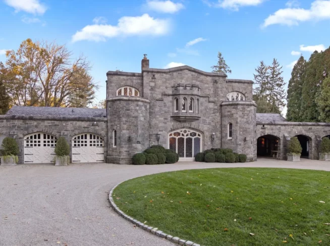 Stone estate landscaping in Gladwyne PA by ScapeWorx